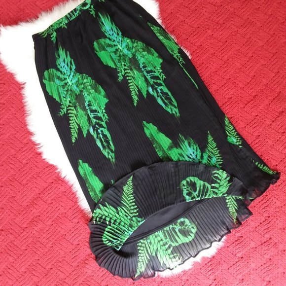 Mix Nouveau Long Pleated Pull-on Skirt S - Picture 5 of 8